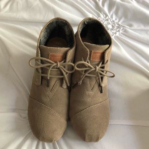 Toms Wedge Booties